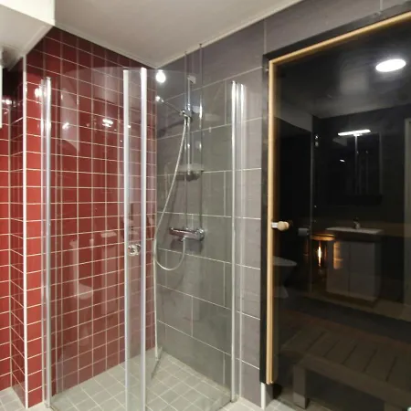 Spacious For 4 With Sauna